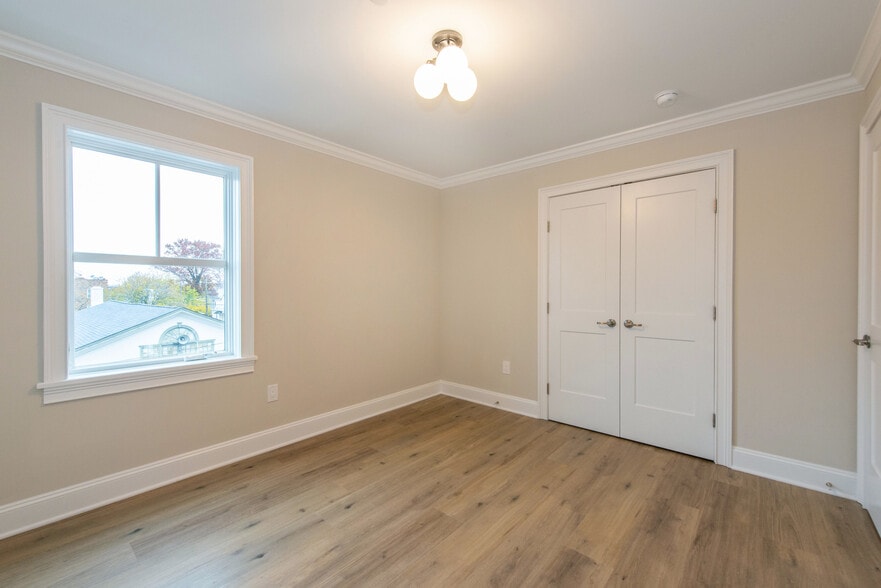 More Photos Of 84 Auburn St, Paterson Apartments For Sale