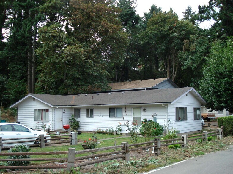 Primary Photo Of 2713 E 19th St, Vancouver Apartments For Sale