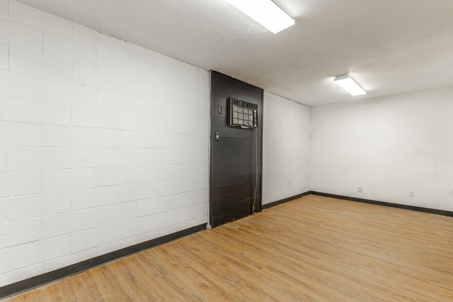More Photos Of 360 Carbondale Rd SW, Dalton Warehouse For Lease