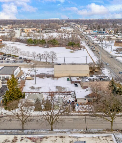 More Photos Of 12525 E 9 Mile Rd, Warren Warehouse For Sale