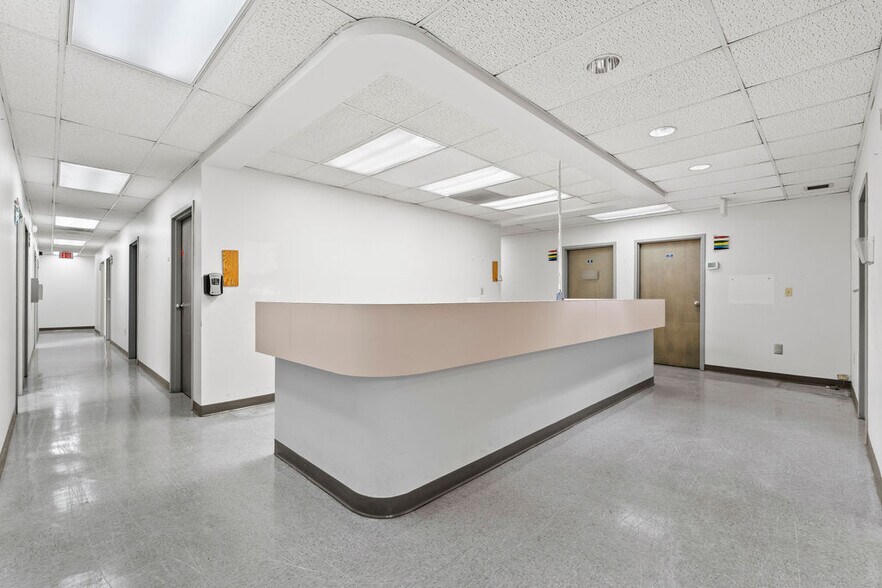 More Photos Of 315 Gill Ave, Knoxville Medical For Lease