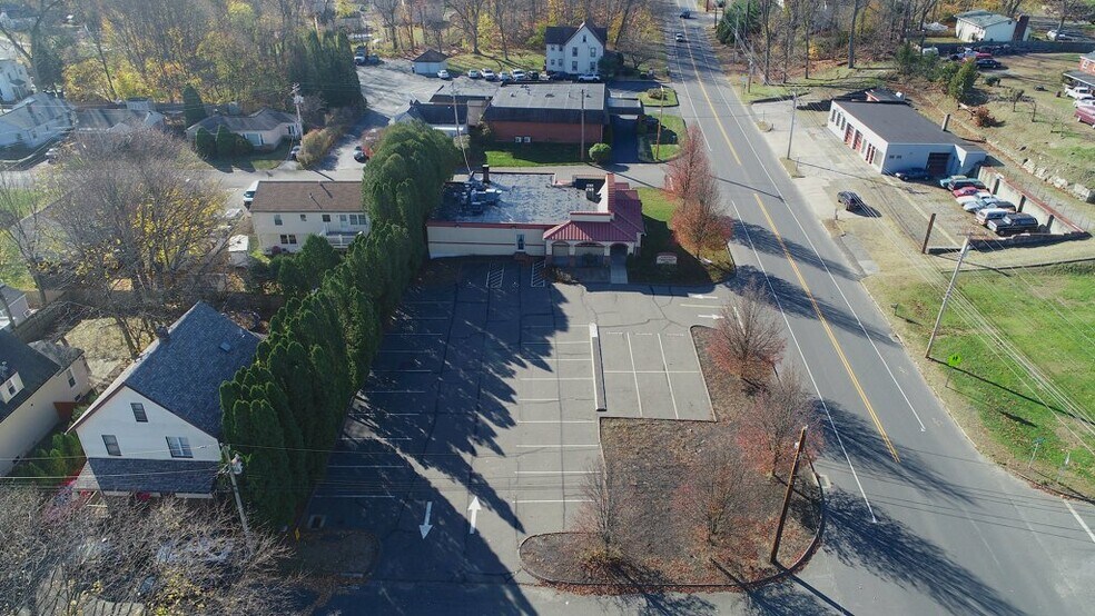 More Photos Of 376 River Rd, Shelton Restaurant For Sale