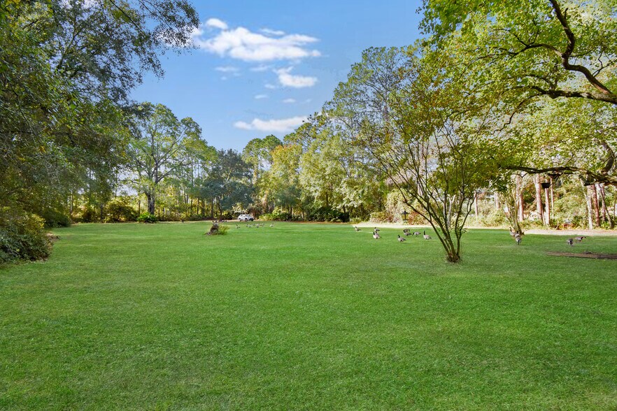 More Photos Of 11595 Normandy Blvd, Jacksonville Land For Sale