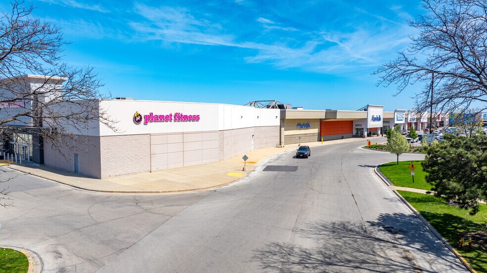 More Photos Of 7455 S Cicero Ave, Chicago Freestanding For Sale