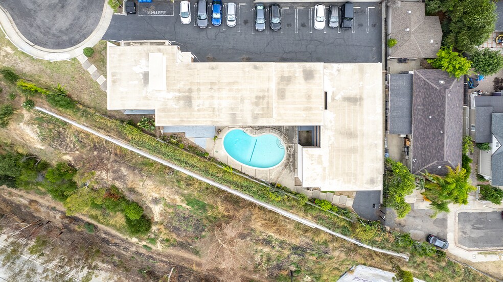 More Photos Of 571 Fairview Ave, Los Angeles Apartments For Sale