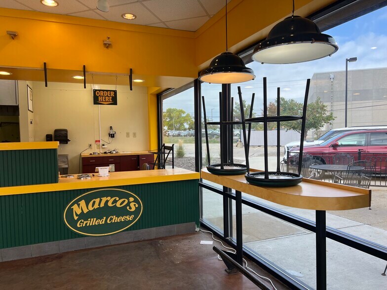 More Photos Of 1621 S 1st Ave, Iowa City Fast Food For Lease