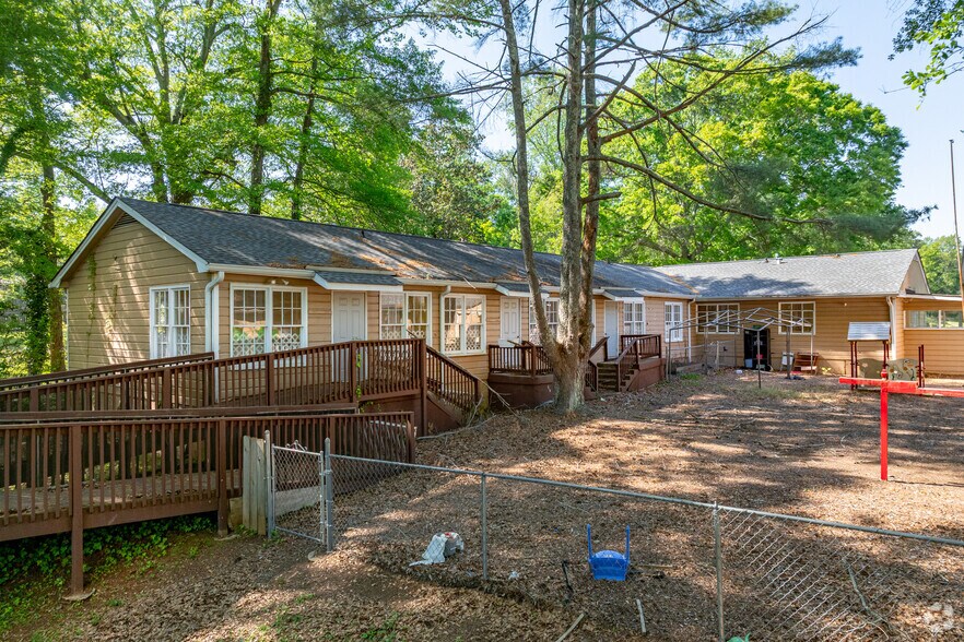 More Photos Of 2107 Mcafee Rd, Decatur Schools For Sale