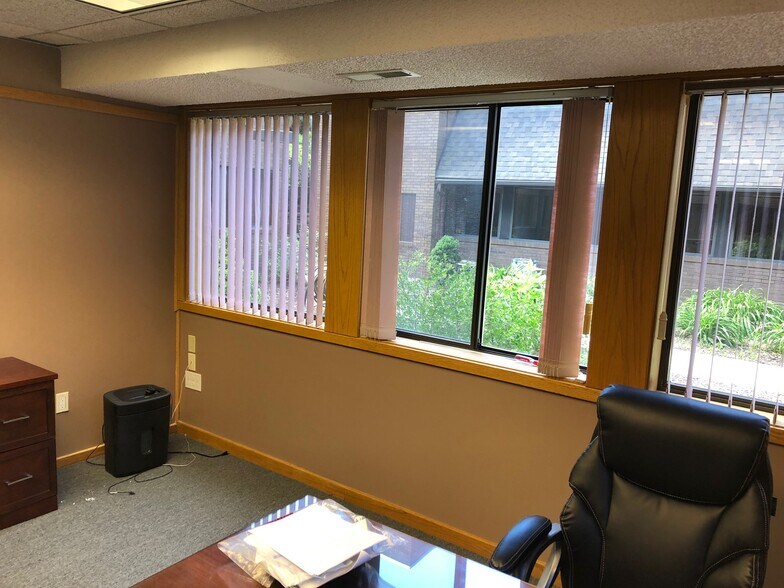 More Photos Of 4129 Okemos Rd, Okemos Office For Lease
