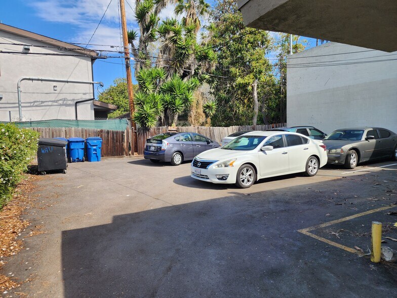 More Photos Of 2376-2380 Westwood Blvd, Los Angeles Storefront Retail Office For Lease