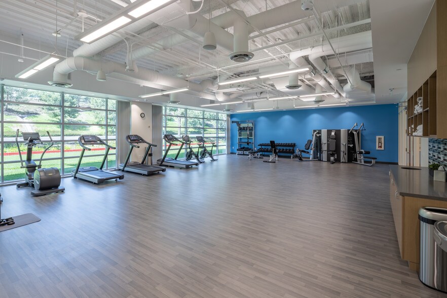 More Photos Of 120 Vantis, Aliso Viejo Office For Lease