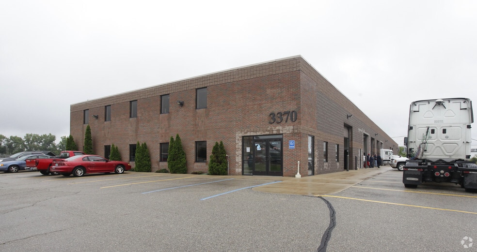 Primary Photo Of 3370 Busch Dr SW, Grandville Service For Sale