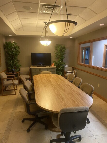 More Photos Of 1064 E Highway 50, Clermont Office For Lease