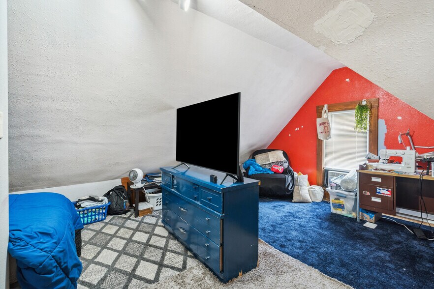 More Photos Of 1132 Main St, Grinnell Multifamily For Sale