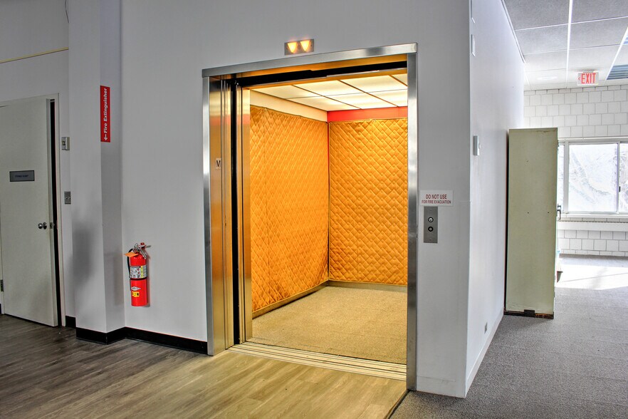 More Photos Of 150 Congress St, Keene Industrial For Sale