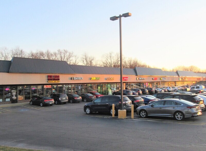 More Photos Of 24101-24201 Lorain Rd, North Olmsted Restaurant For Sale