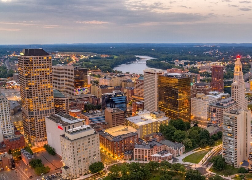 More Photos Of 777 Main St, Hartford Apartments For Lease