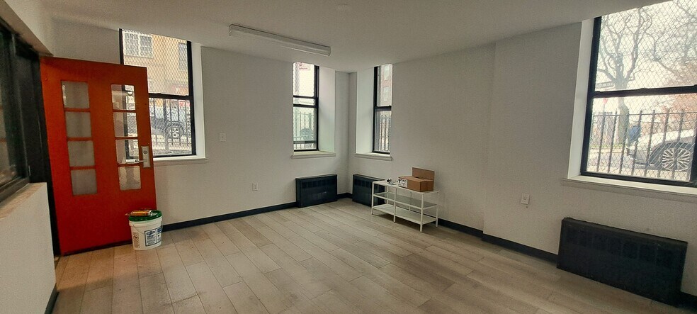 More Photos Of 870 E 175th St, Bronx Apartments For Lease