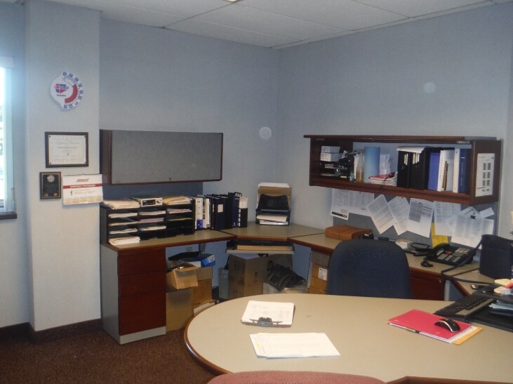 More Photos Of 4091 Jeffrey Blvd, Buffalo Warehouse For Lease