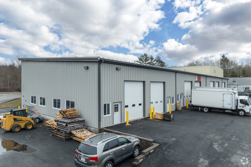More Photos Of 342-348 Circuit St, Hanover Manufacturing For Lease