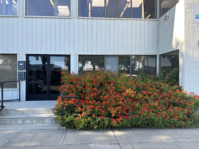 More Photos Of 1615 5th St, Davis Office For Sale