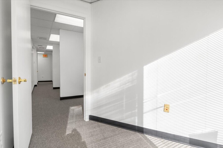 More Photos Of 478 Torrey St, Brockton Medical For Sale