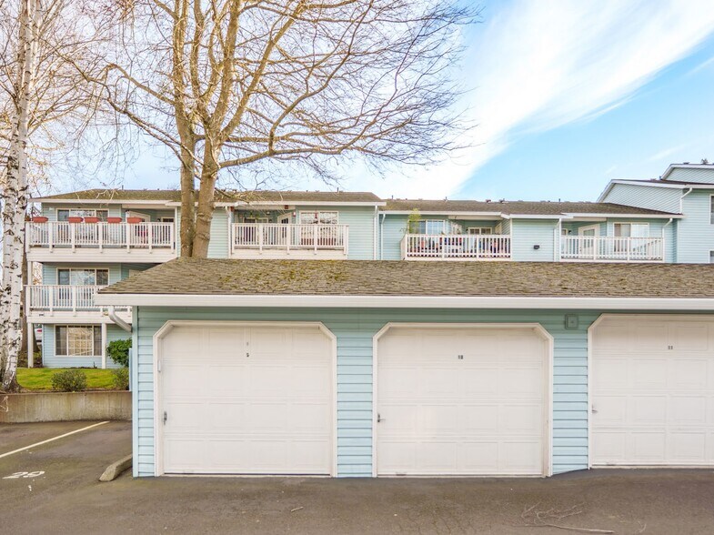 More Photos Of 723 SE 60th Ave, Portland Apartments For Sale