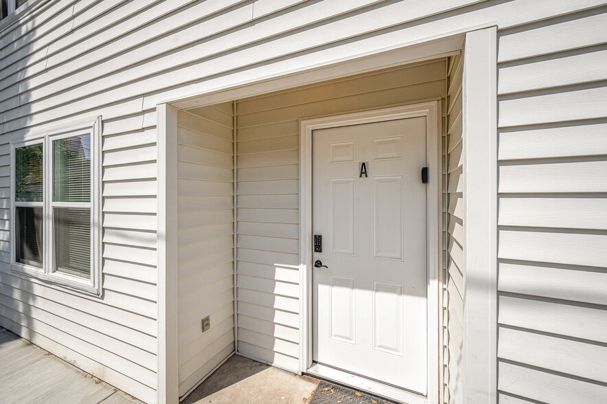 More Photos Of 412 27th Ave N, Myrtle Beach Multifamily For Sale