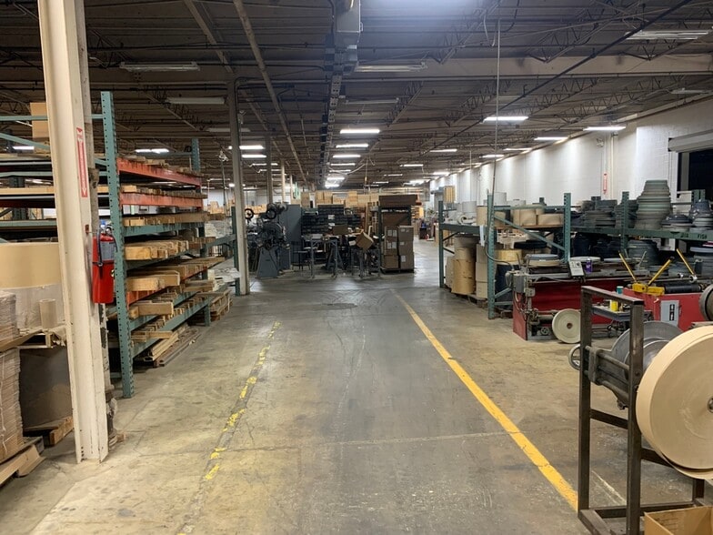 More Photos Of 1031 S Noel Ave, Wheeling Manufacturing For Sale