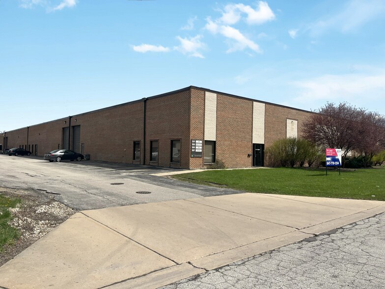 More Photos Of 501-515 S Vermont St, Palatine Warehouse For Lease