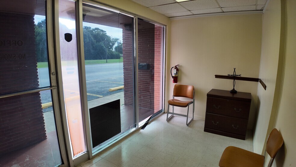 More Photos Of 322 Laurel St, La Marque Freestanding For Sale