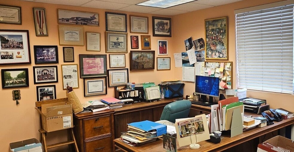 More Photos Of 7345 SW 41st St, Miami Warehouse For Sale