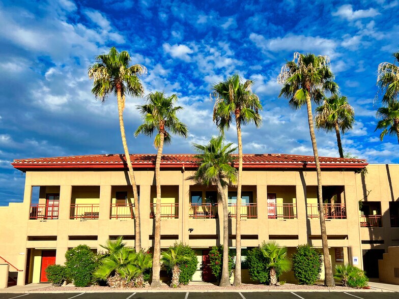 More Photos Of 5210 E Pima St, Tucson Office For Lease