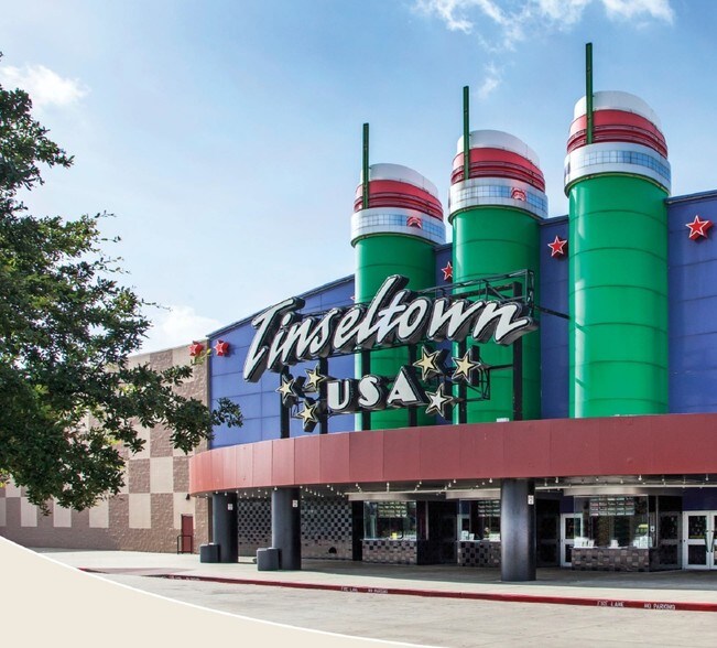 More Photos Of 11410-11430 East Fwy, Houston Unknown For Lease