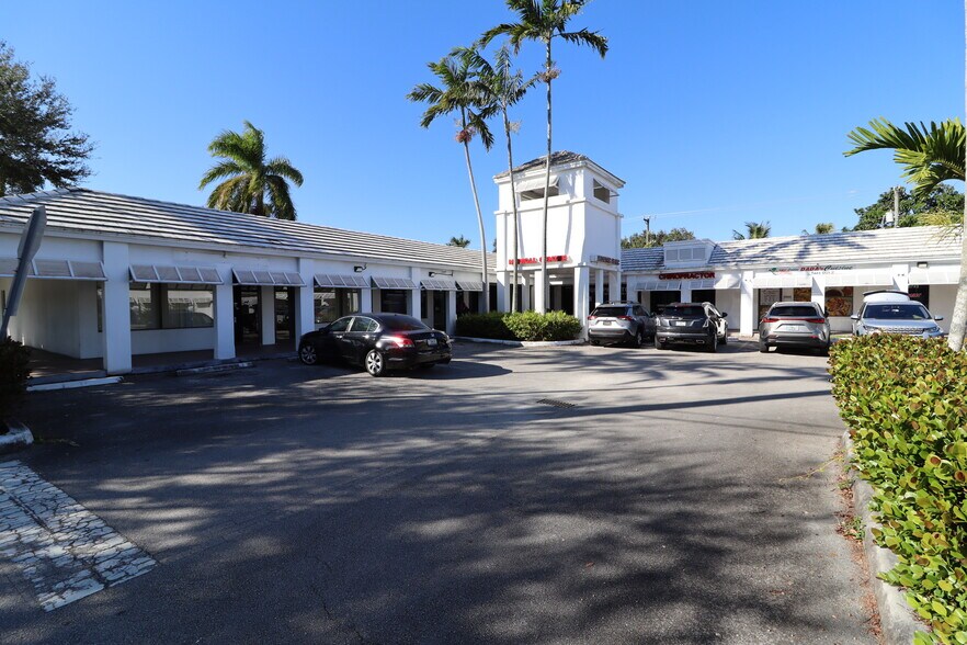 More Photos Of 6731-6765 Sunset Strip, Sunrise General Retail For Sale