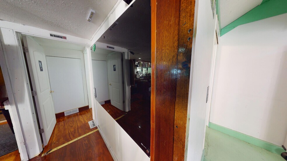 More Photos Of 185 Orange St, Mansfield Bar For Sale