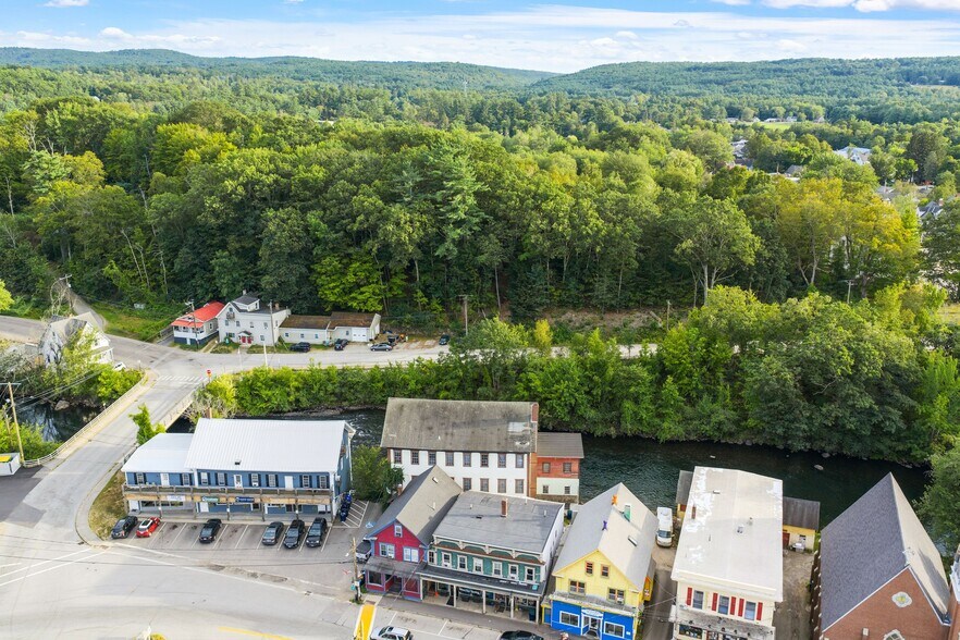 More Photos Of 260 Main St, Tilton Office For Sale