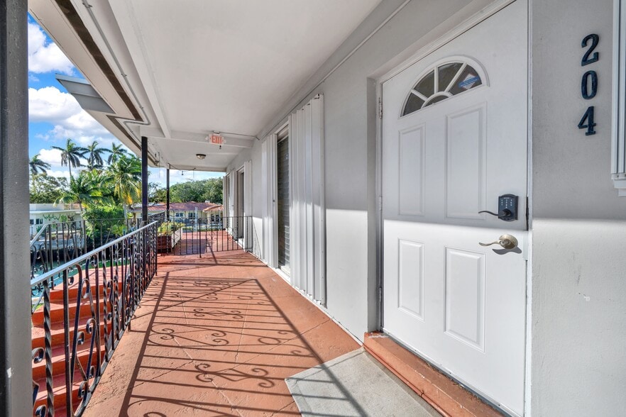 More Photos Of 1316 NE 105th St, Miami Shores Apartments For Sale