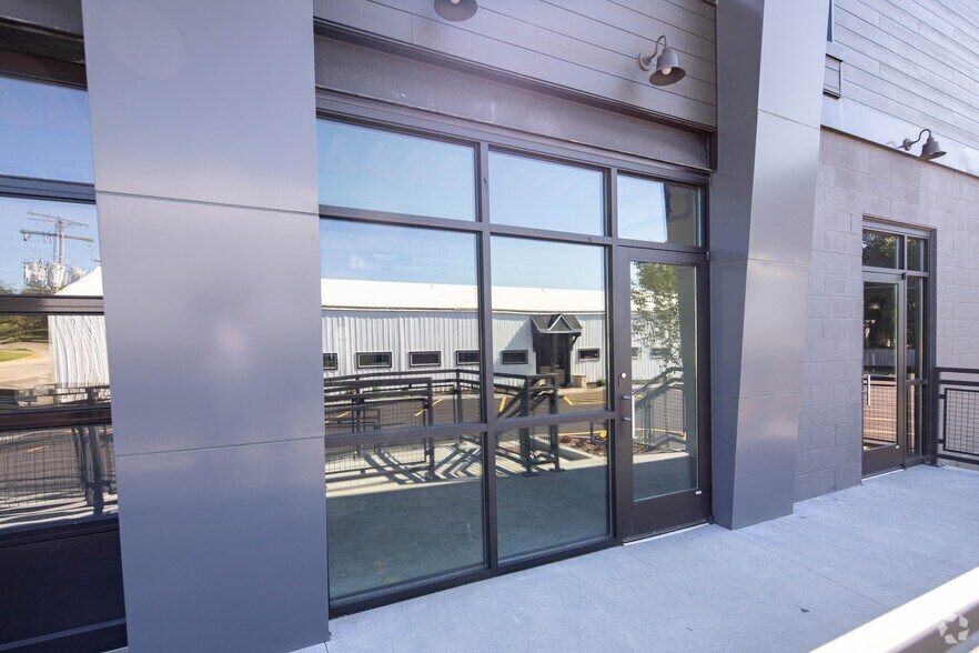 More Photos Of 125 E State St, Cherry Valley Restaurant For Lease