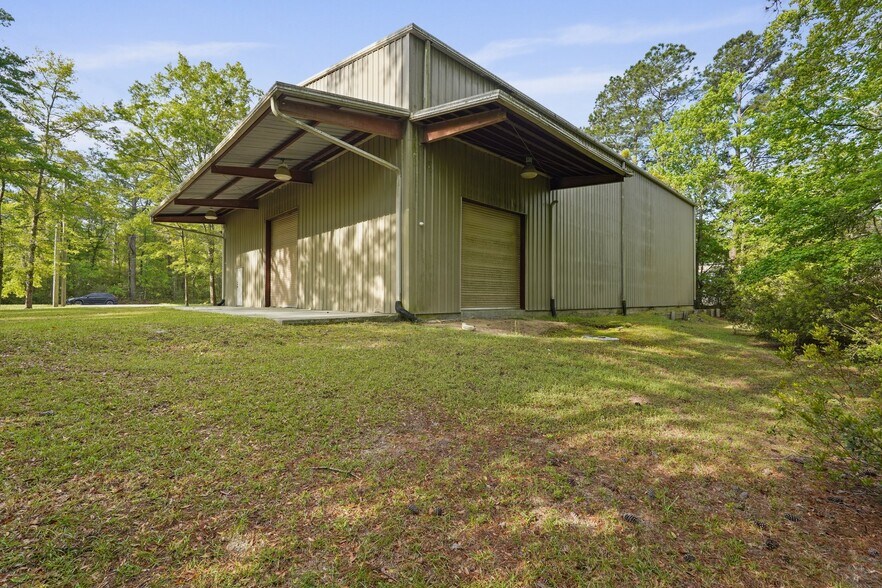 More Photos Of 140 Bay Pines Rd, Beaufort Warehouse For Lease