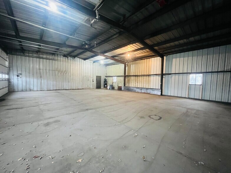 More Photos Of 920 Birch St, Norfolk Service For Sale