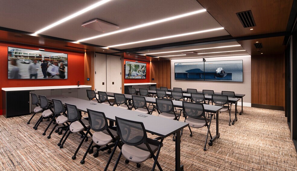 More Photos Of 600 Stewart St, Seattle Office For Lease