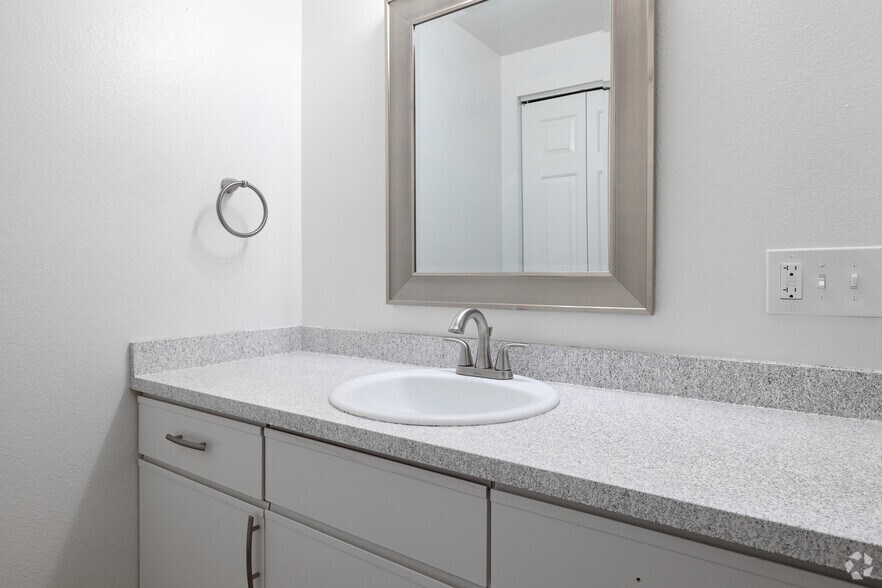 More Photos Of 7501 W Florence Ln, Boise Apartments For Sale