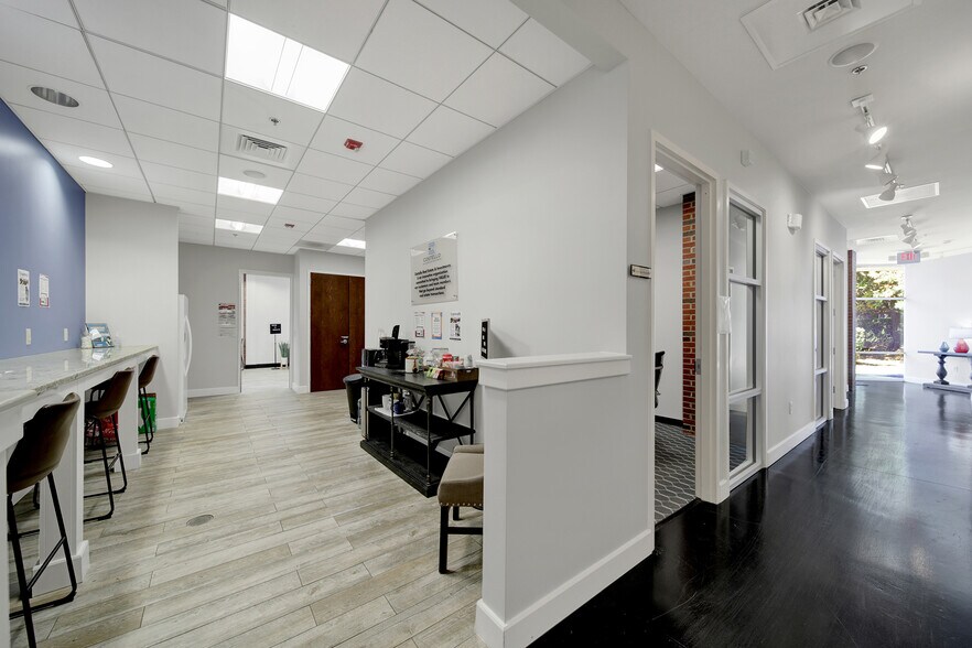 More Photos Of 2010 S Tryon St, Charlotte Loft Creative Space For Sale