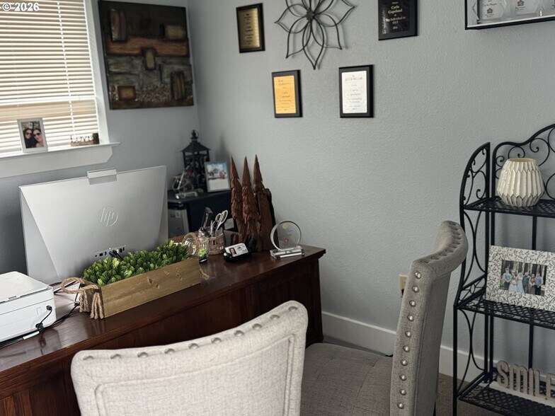 More Photos Of 937 Chetco Ave, Brookings Office Residential For Sale