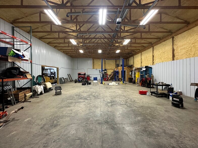 More Photos Of 249 S Plant St, Morgantown Industrial For Lease