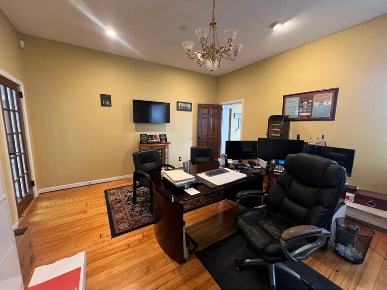 More Photos Of 1 Hopper St, Utica Office For Sale