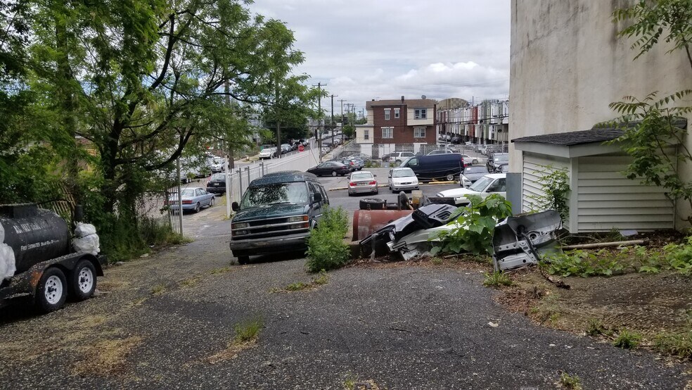 More Photos Of 601 West Ave, Jenkintown Post Office For Sale