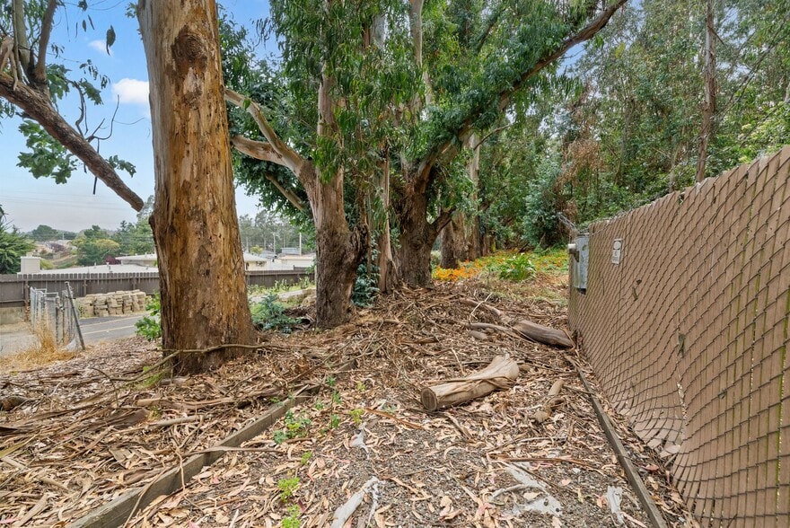 More Photos Of 1 Longford dr, Daly City Land For Sale