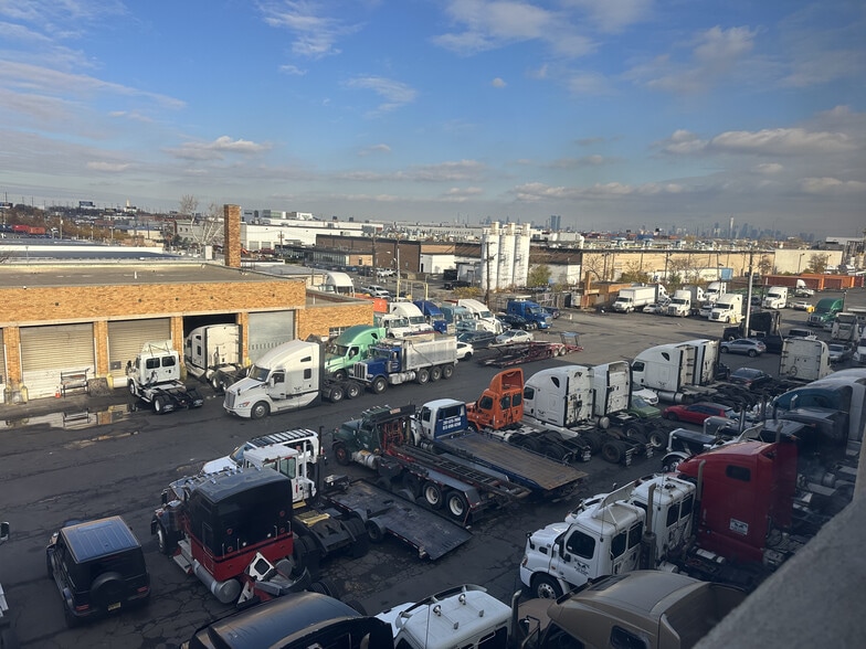 More Photos Of 93 Avenue K, Newark Land For Lease