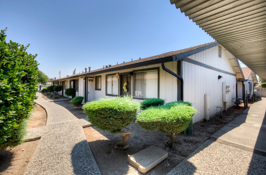 More Photos Of 408 Trinity Ave, Chowchilla Apartments For Sale